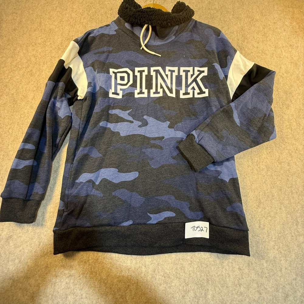 Victoria's Secret PINK Blue Camo Sherpa Funnel Neck Pullover Sweatshirt Small‎